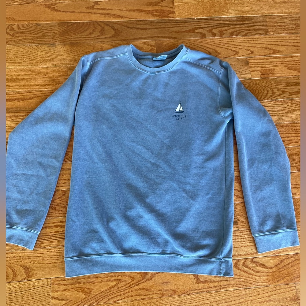 Pullover Size Small